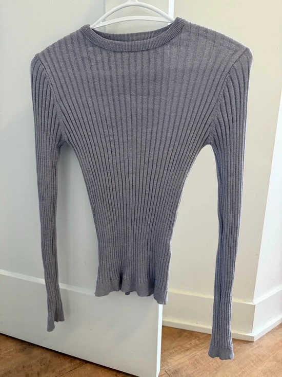 Dynamite Ribbed Long Sleeve Top - Gray - Picture 1 of 2